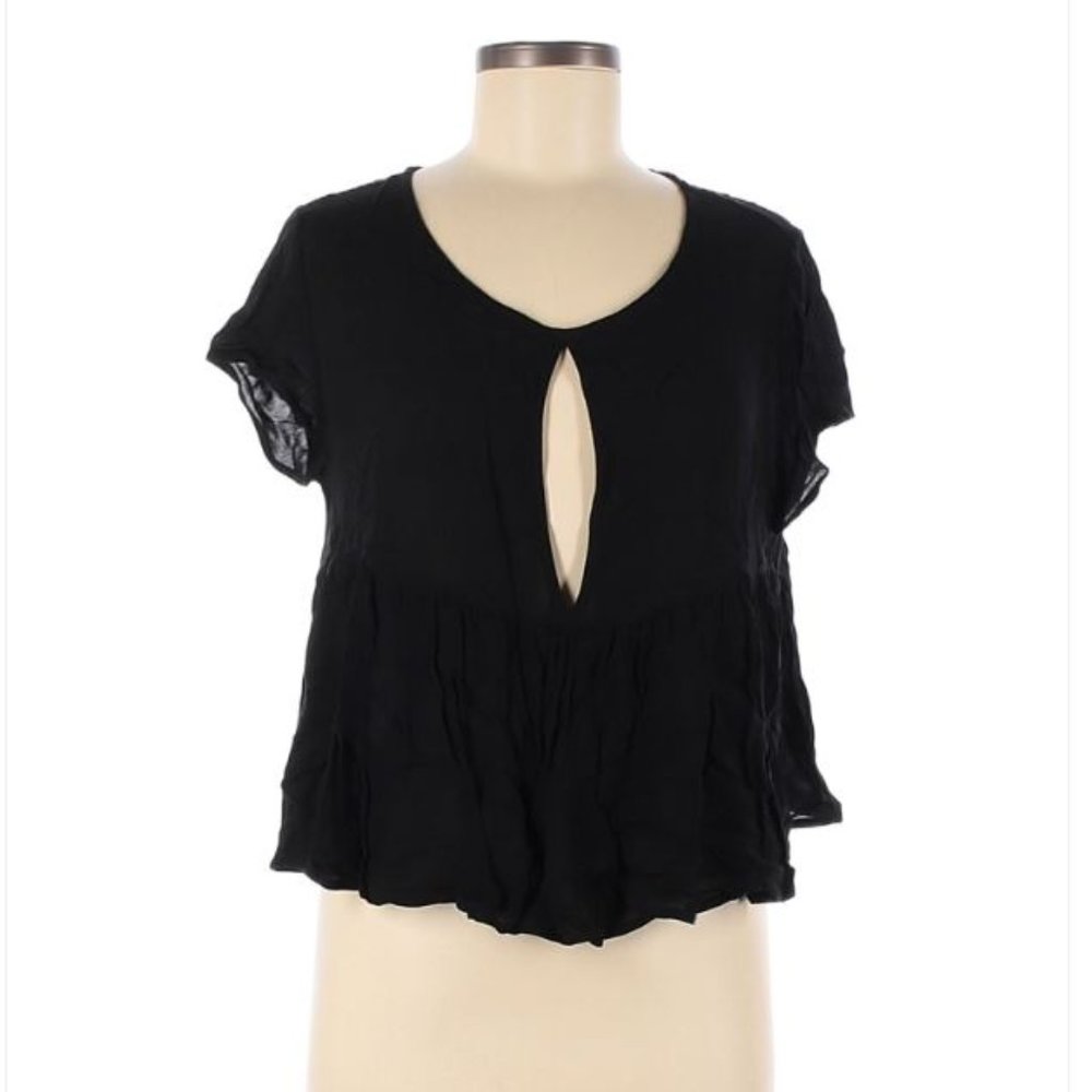 Kimchi Blue - Black Short Sleeve Blouse - Keyhole
